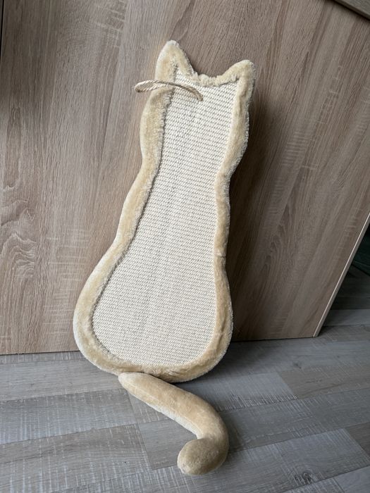 Scratcher / zgârietor pentru pisici – nou