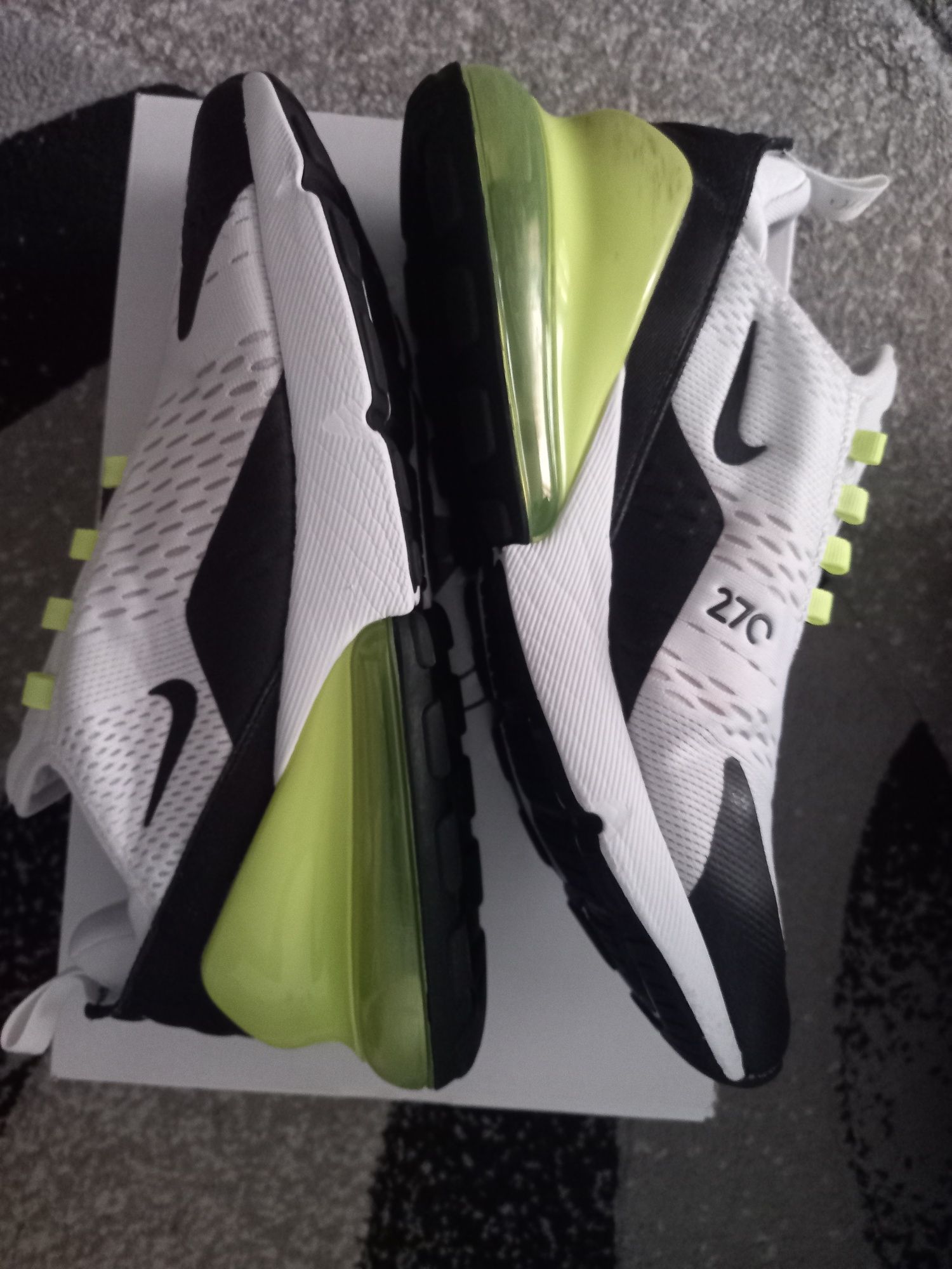 Nike air max 270