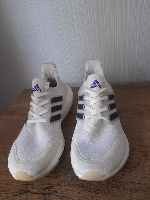 Adidas Ultra Boost 21 маратонки 39 номер.