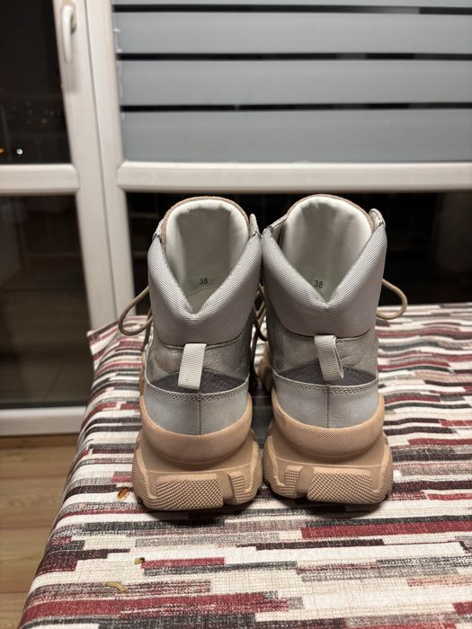 Спортни боти Pinko