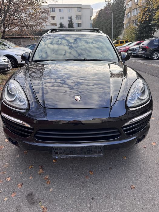 Vând Porsche Cayenne 2011 3.0d