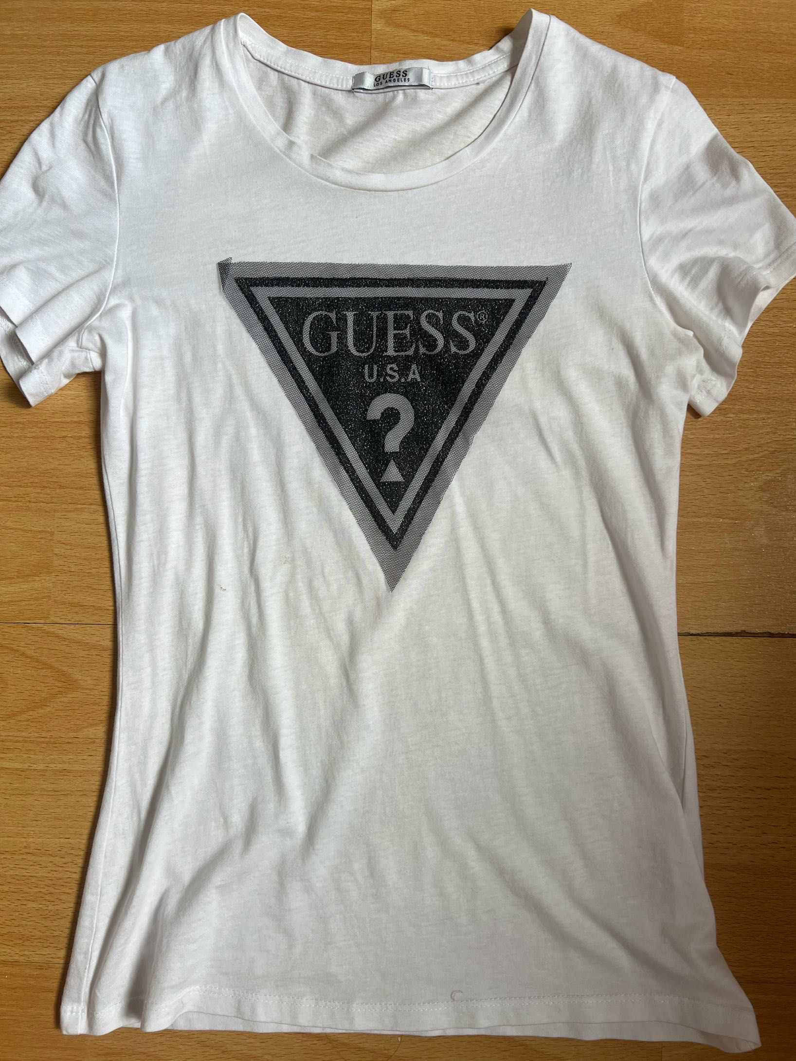 Оргинална тениска GUESS