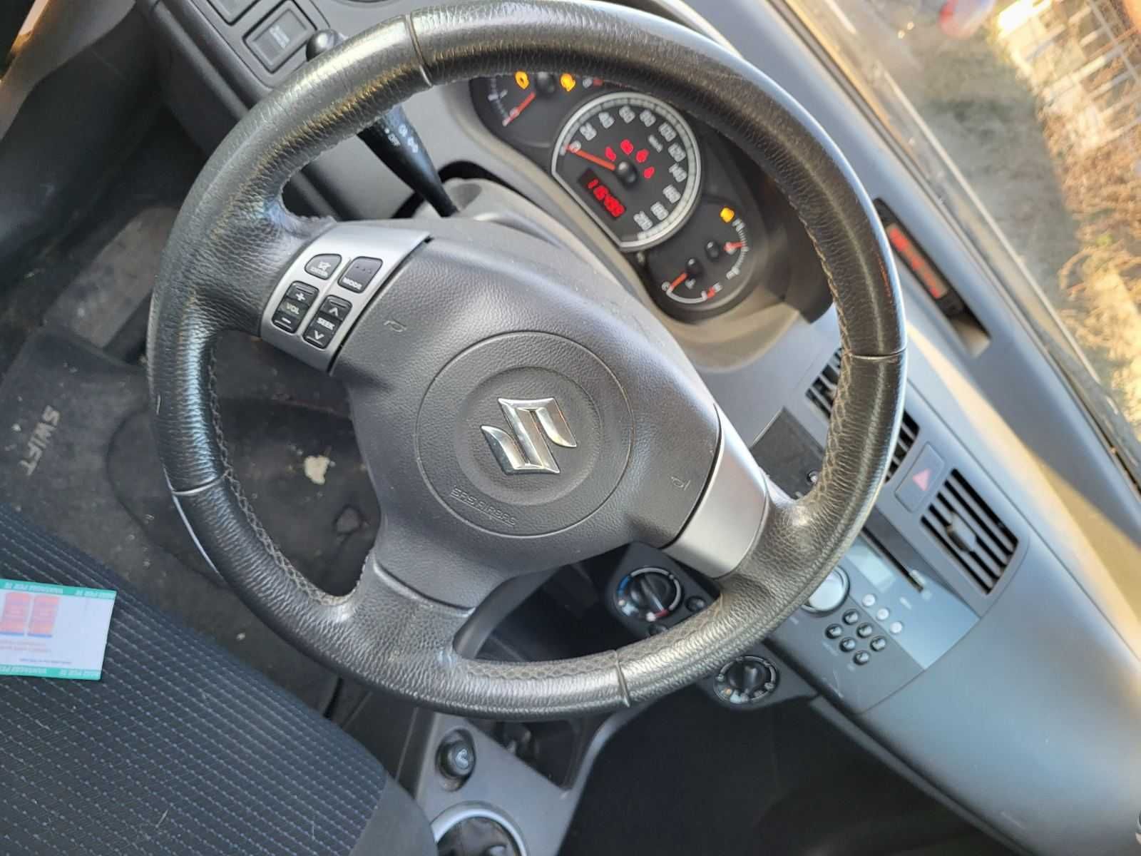 Suzuki Swift 1,3i , Сузуки Суифт на части!
Март 2008