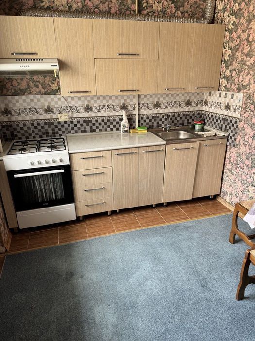 2/6/7. Сергели 6а. Квартира 48 м². Дом кирпичный. Метро - 800 м.