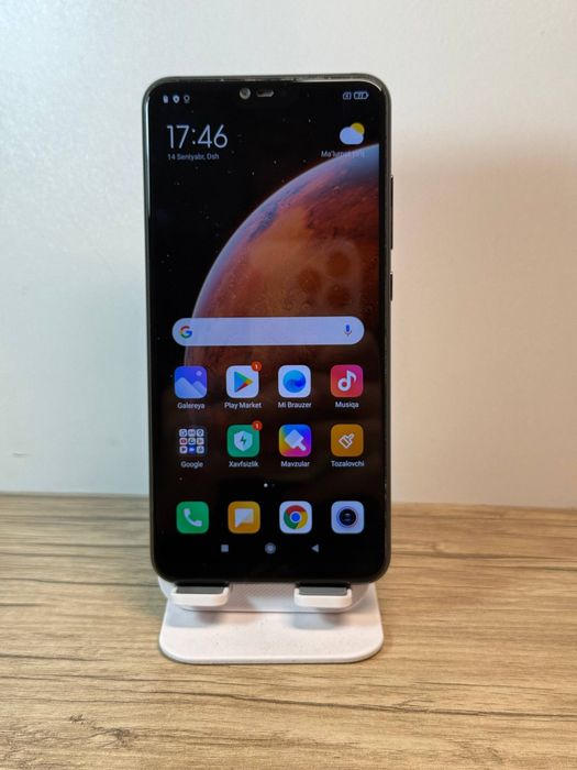 Mi 8 lite sitiladi dastavka bor