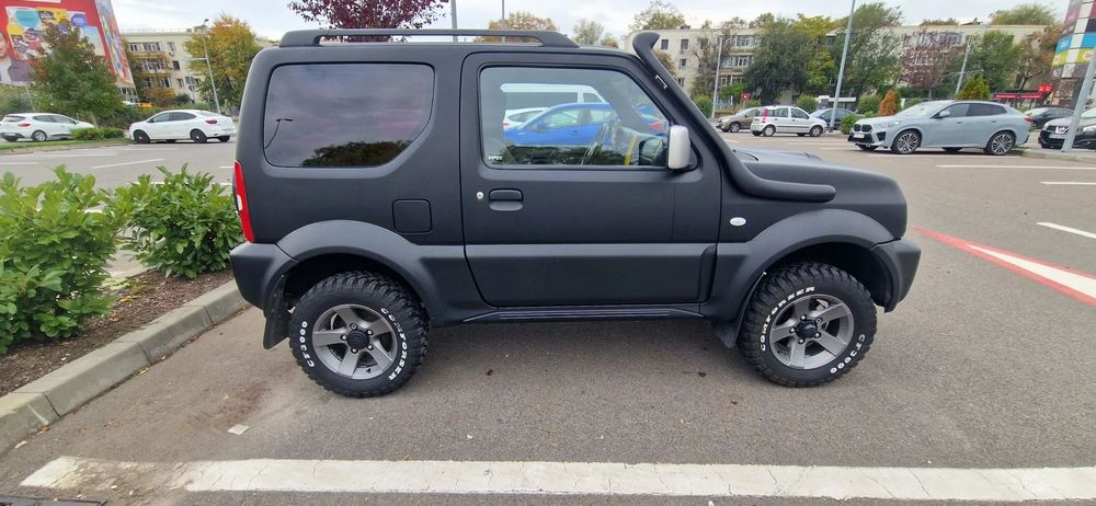 Suzuki Jimny Înmatriculată de nouă in România, al treilea proprietar