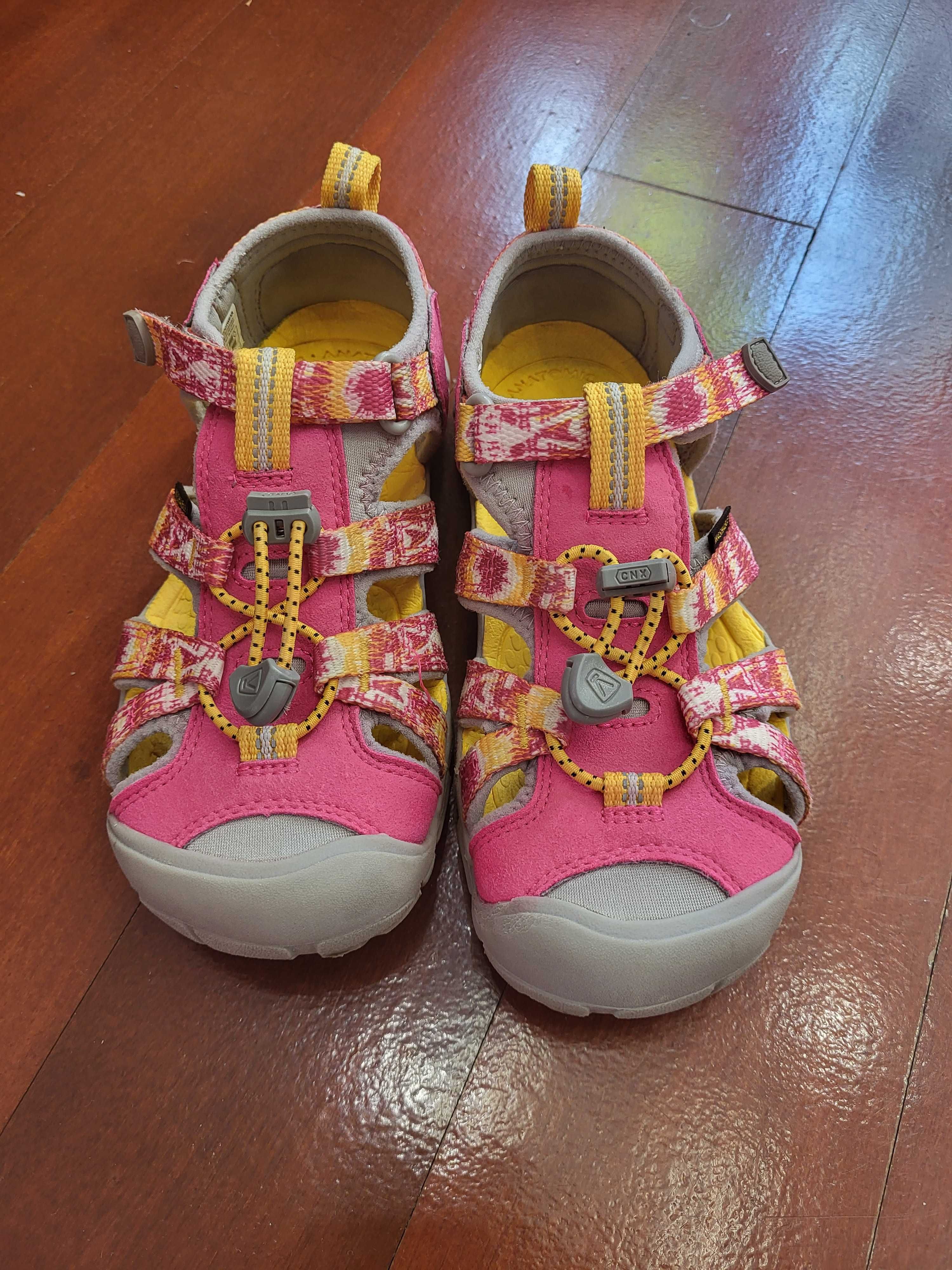 Сандали Keen за момиче 31 номер