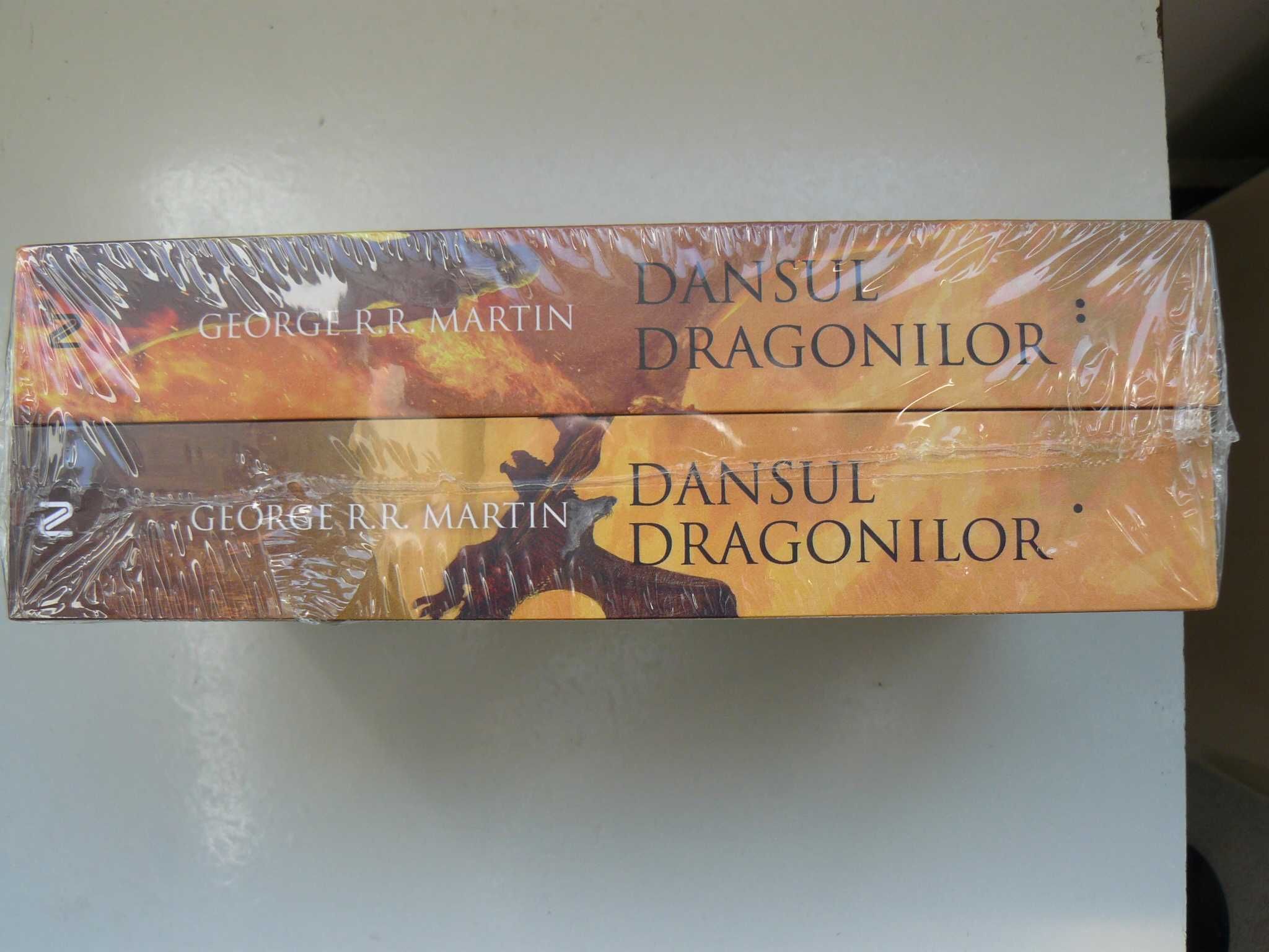 Carte Urzeala Tronurilor, Cartea 5, DANSUL DRAGONILOR,Vol. 1 +2 Noua