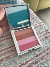 Blush Bershka si pudra compacta Oriflame