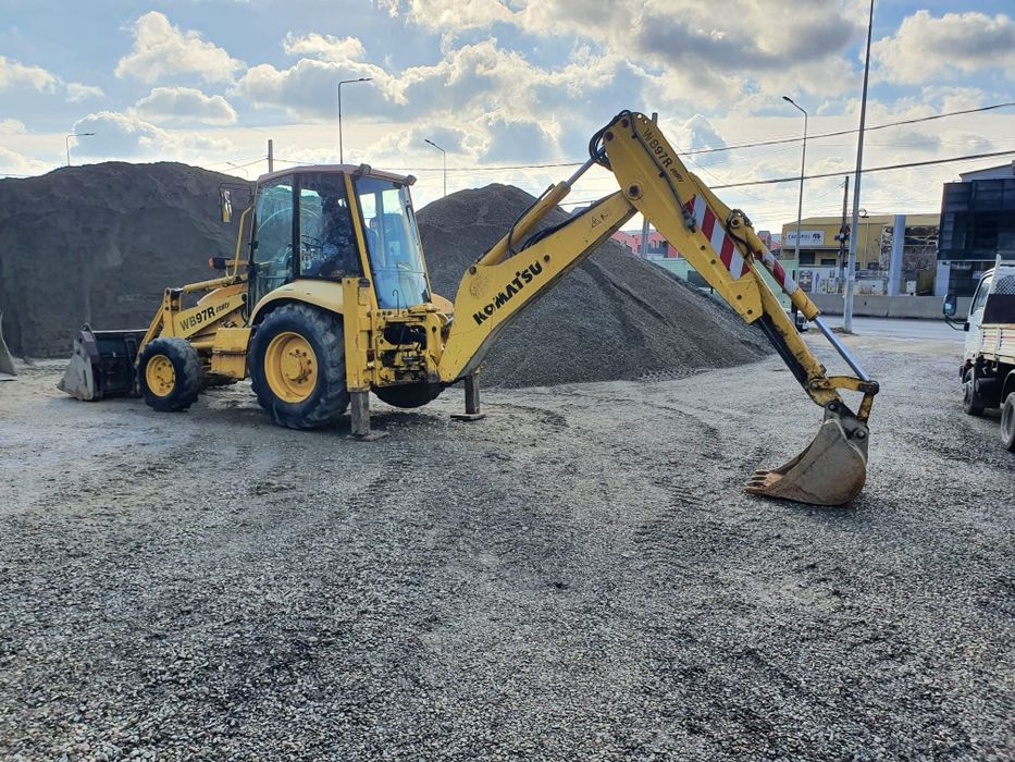 Buldoexcavator  komatu