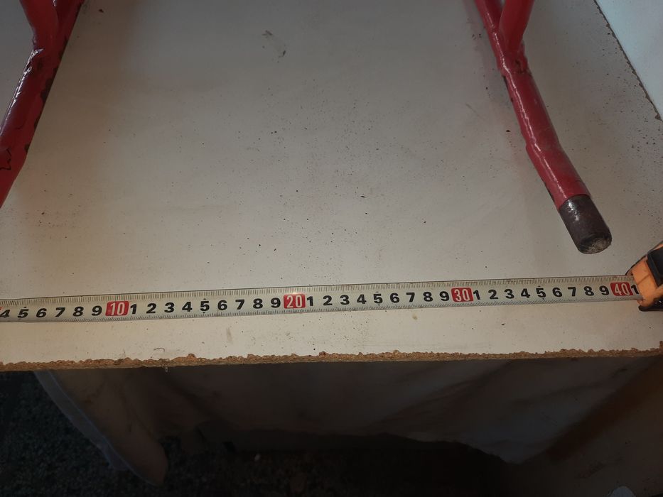 Детска метална шейна с дървена седалка