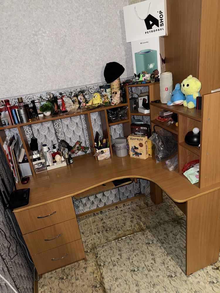 Компьютерный стол
