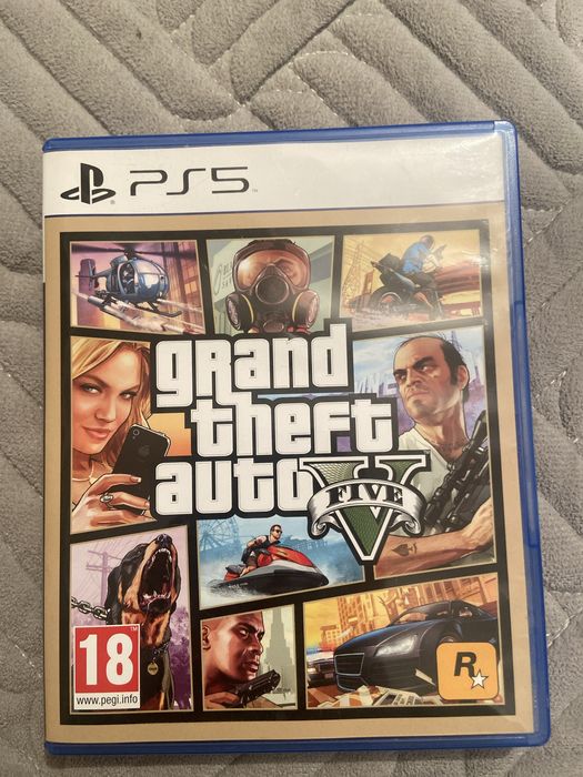 Продам или обменяю игровой диск PS 5