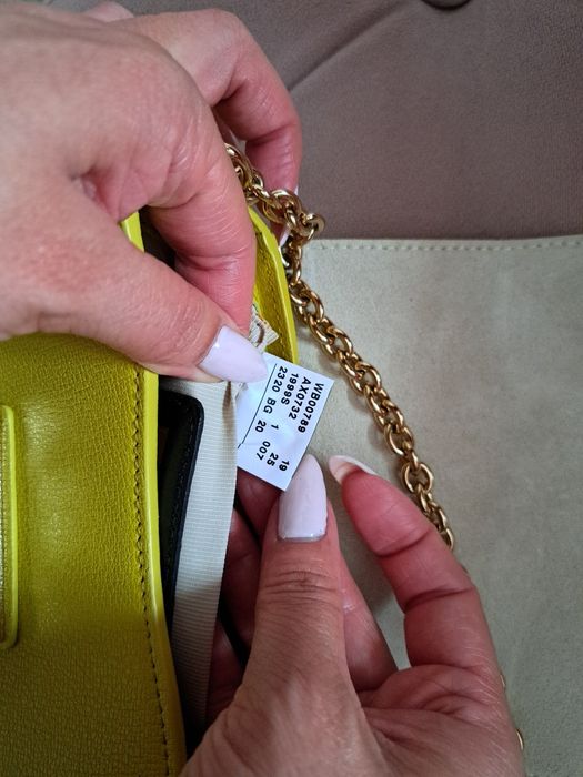 Чанта Furla естествена кожа