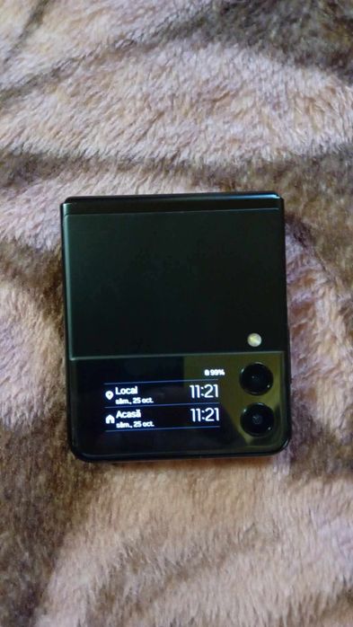 Samsung z flip 3  spart