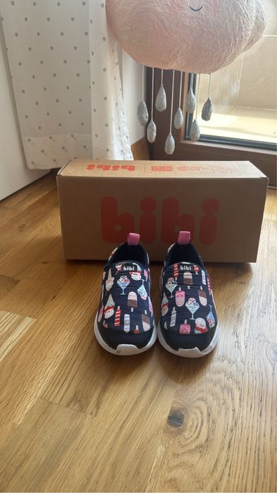 Обувки за момичета Adidas, Skechers, Lasocki 25,26,27,28,29 разме