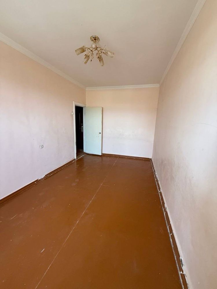 Продается 2 ком. Квартираплощадью 52 кв.м. В Саттепо ор. Банк