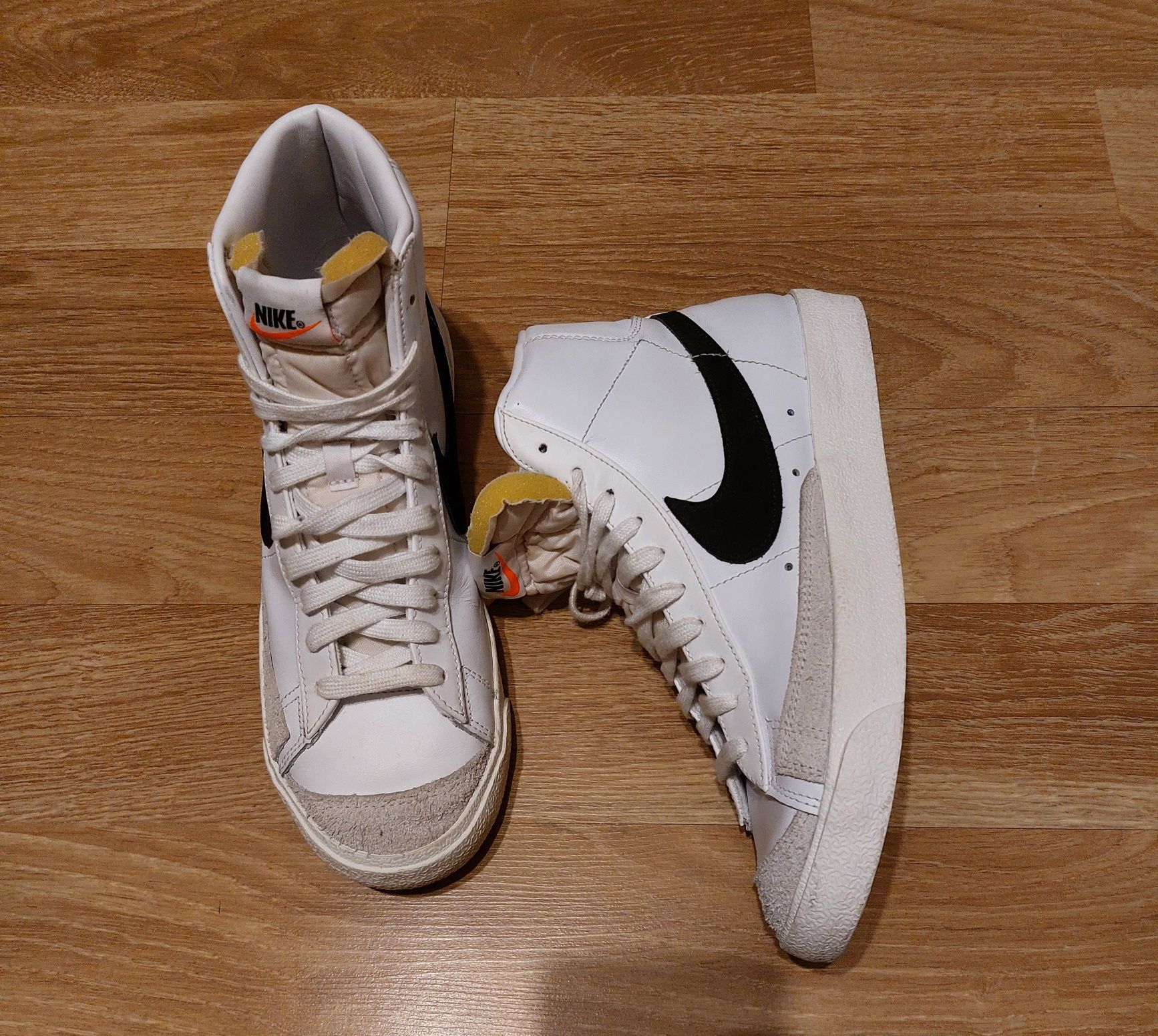 Nike Blazer Mid 77