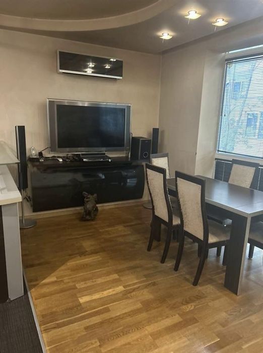 Тристаен, продажба, ж.к Банишора