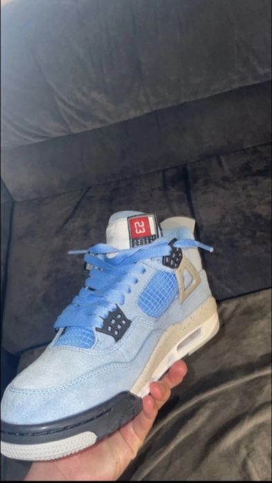 Jordan 4 baby blue