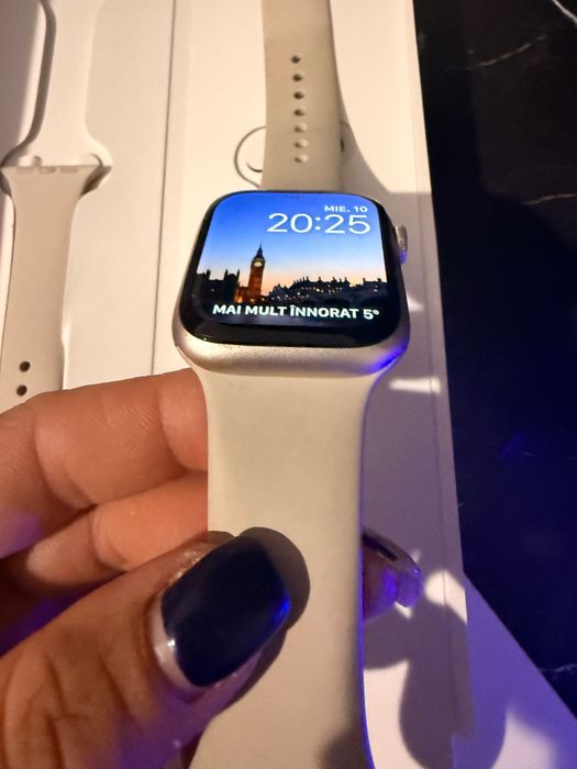 Vând ceas cu n stare foarte bună