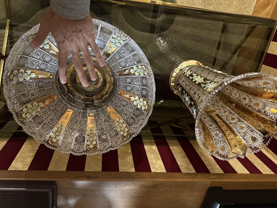 Gulvaza bilan eng kotta meva