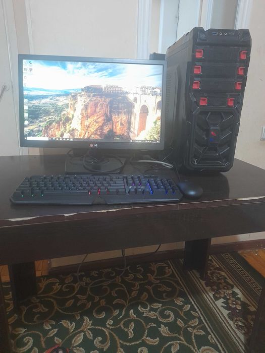 i5 7400/ssd 120/hard500/rx470
