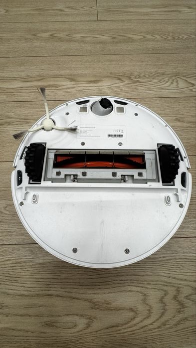 Продам робот пылеос DREAME D9