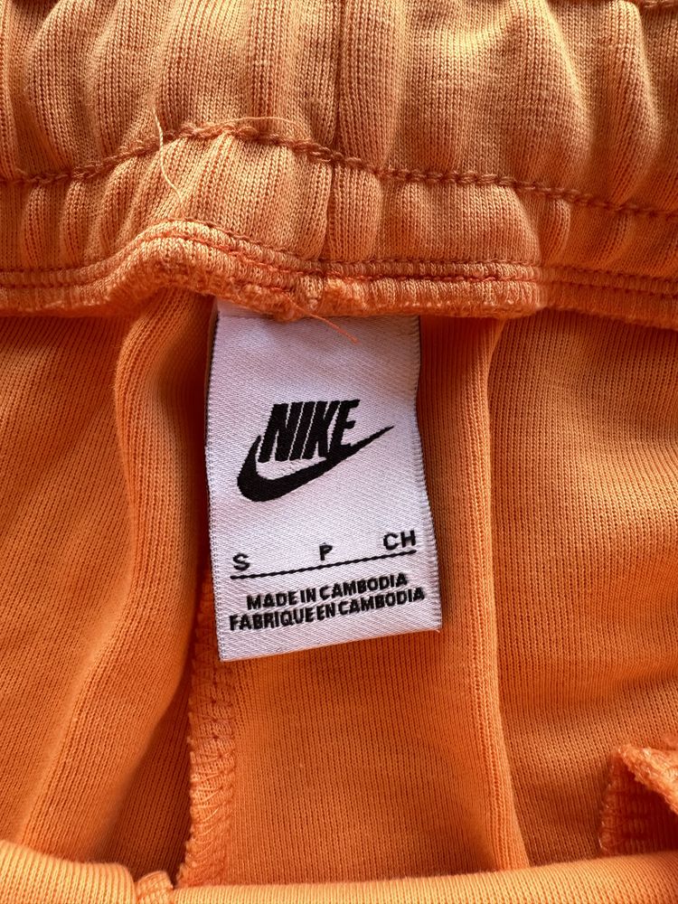 Мъжки,памучни,къси панталонки Nike в оранжево