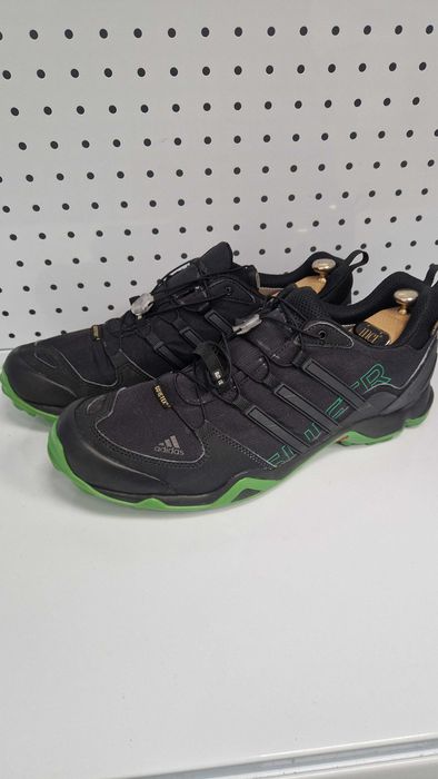 Оригинални мъжки маратонки- Adidas Gore-Tex