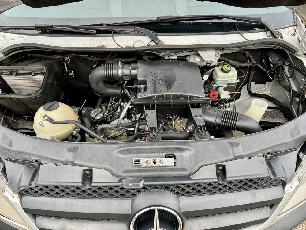Dezmembrez Mercedes Sprinter 319 CDI motor 3.0 an 2012 euro 5