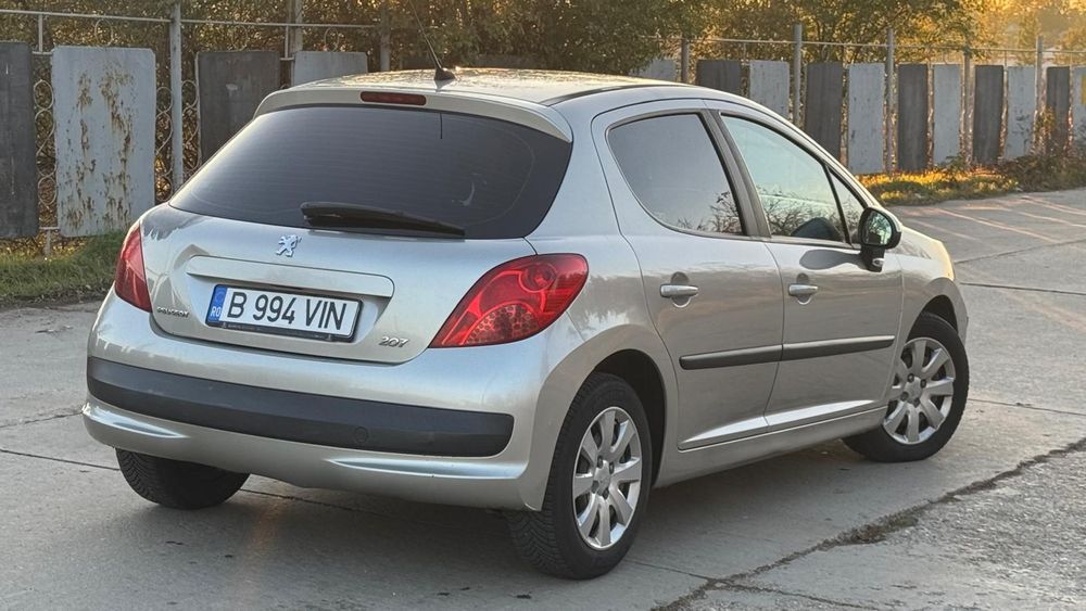 Peugeot 207 1.6hdi 110cp