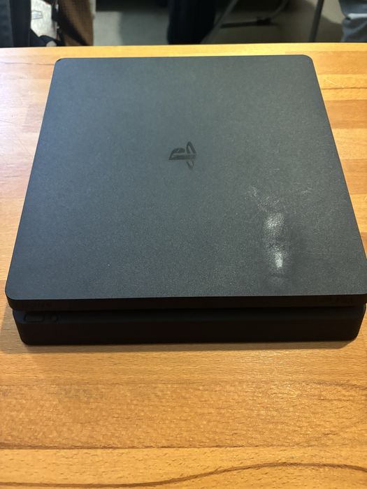 Vand Playstation 4 (Ps4)