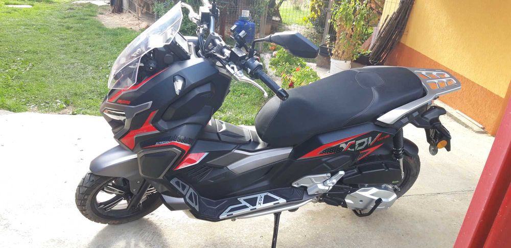Scuter Daytona Virtus 125 , în garanție și cu acte, înmatriculat
