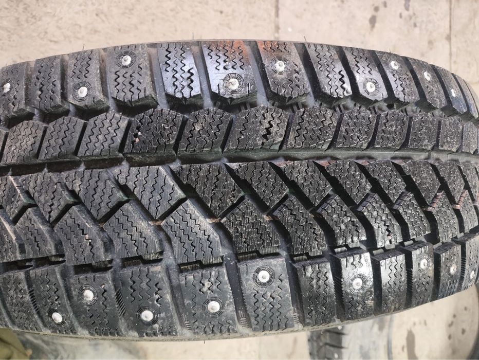 Шины на 16. 205/65  шипы