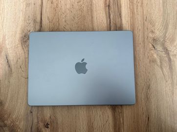 MacBook Pro 14