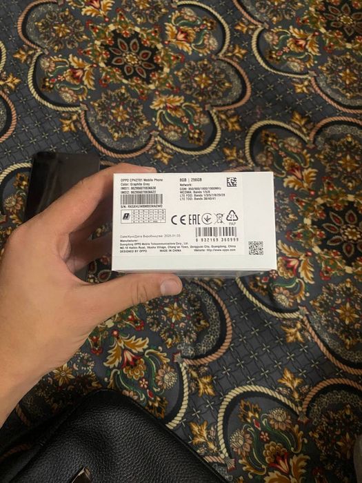 OPPO Reno 13 f,suvda yarim soat chidaydi va qirilmaydi sinmaydi