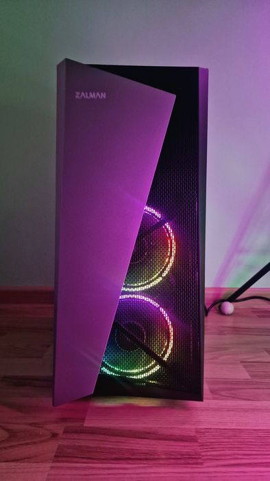 Vand PC Gaming i5 12400F | RTX 3060 12gb | 32gb DDR5 | 1TB SSD | NOU