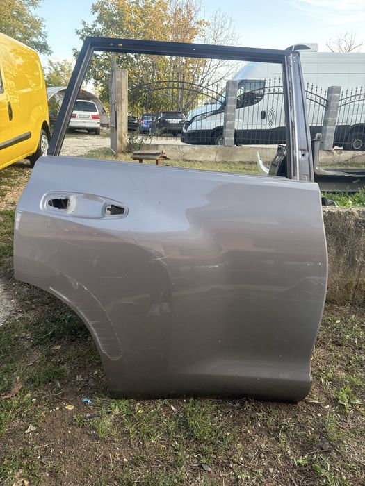 Задна дясна врата за Тойота / Toyota Land Cruiser j150 2015- 2022