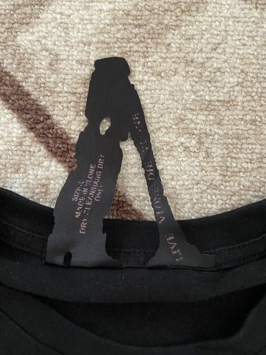 Vlone тениска.