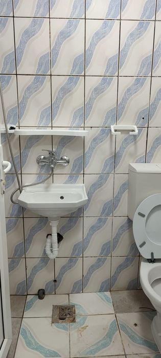 Închiriez garsonieră în Vladimirescu