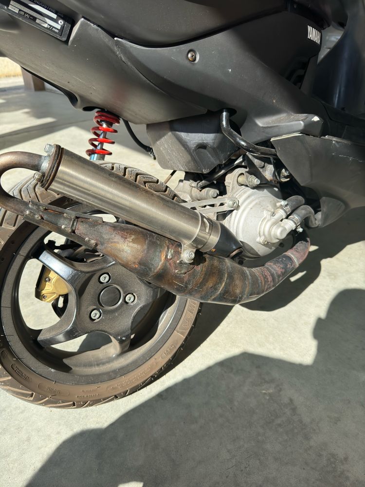 Скутер Yamaha Arerox