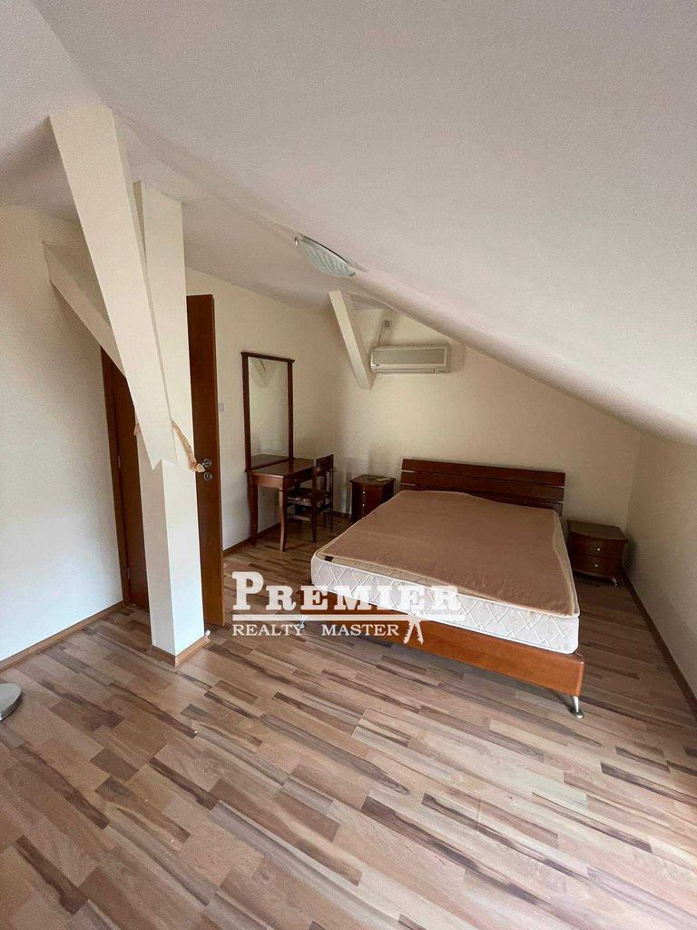 Продава се Къща в с. Лъка, Област Бургас - 550 кв.м за 764 €/кв.м - Снимка #22