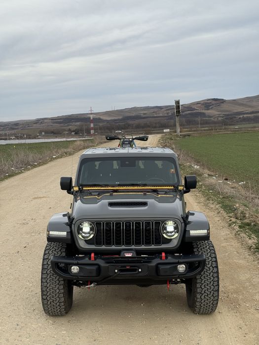 Jeep gladiator overland 3.0d /wrangler