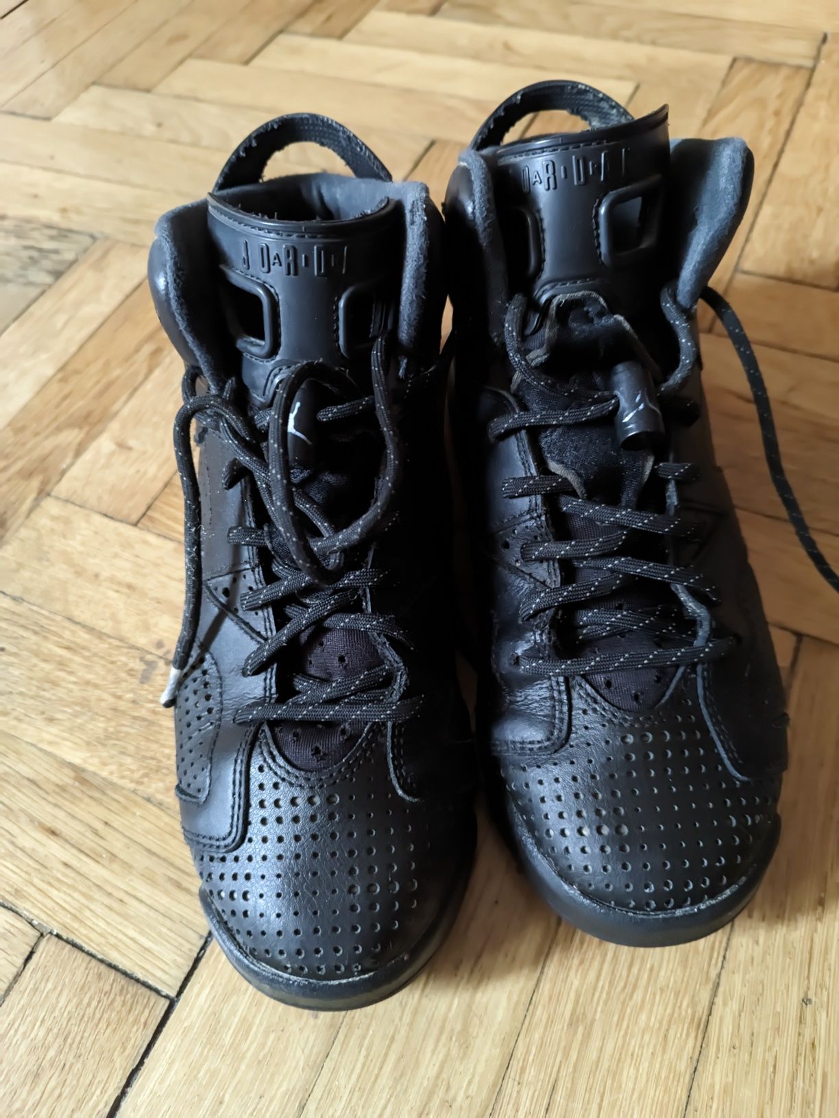 Jordan 6 Black Cat