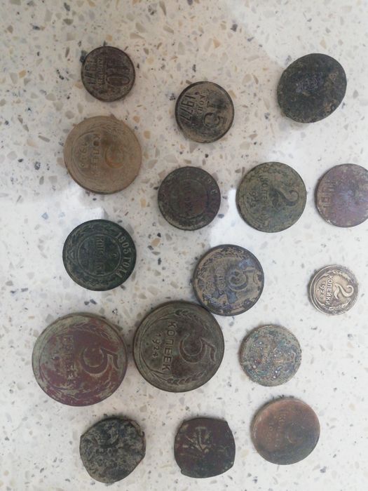 Продам старинные монеты