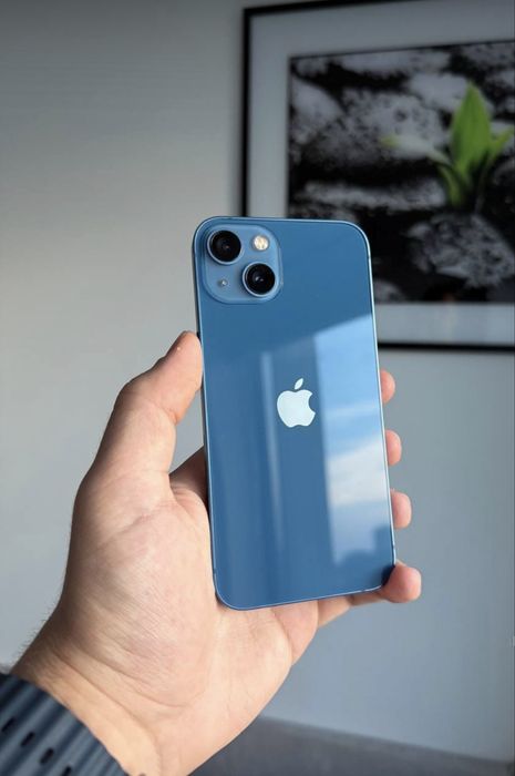 iPhone 13 продам
