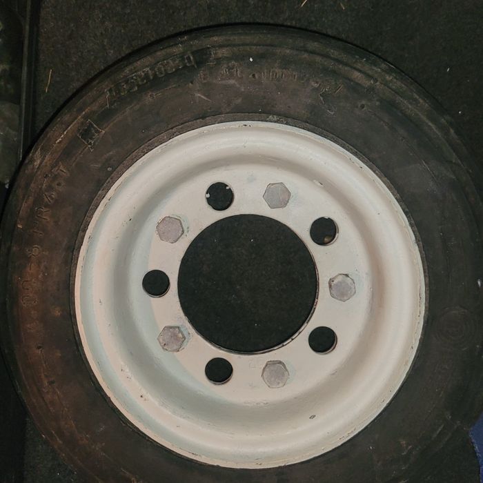 Джанта с гума  .