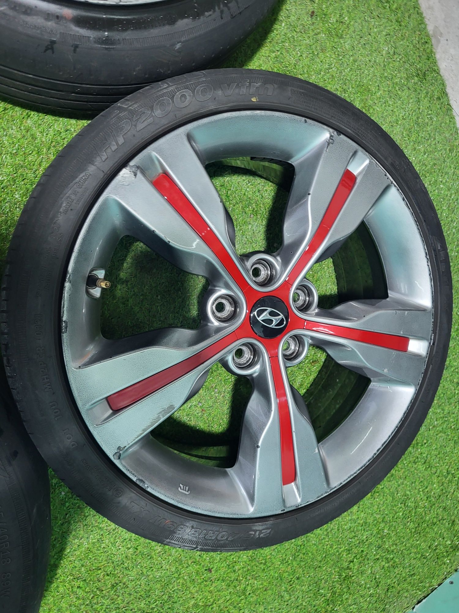 18 5x114.3 Hyundai лети джанти 5х114.3