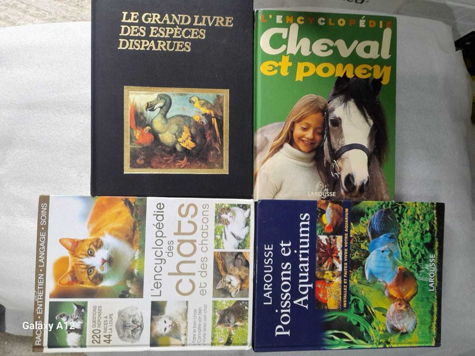 Enciclopedii despre animale de casa si salbatice, limba franceza